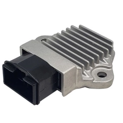 DZE REGULATOR NAPIĘCIA HONDA SH 125 SCOOPY 01-04; VT 125C 01-07; XLV 125 VARADERO 01-06; CB 250 91-07; CB 500 94-02; CB 600 HORNET 01-03;